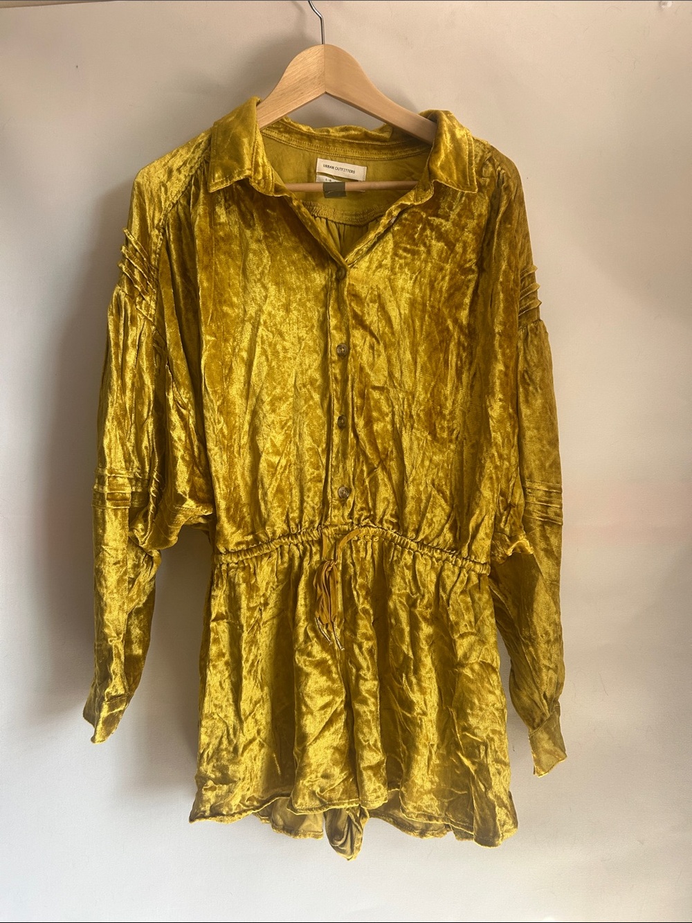 Urban outfitters crushed Velvet Button-Front romper Mustard Yellow size Large